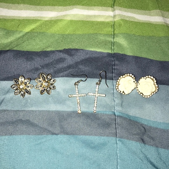 Jewelry - Picture 6 of 6